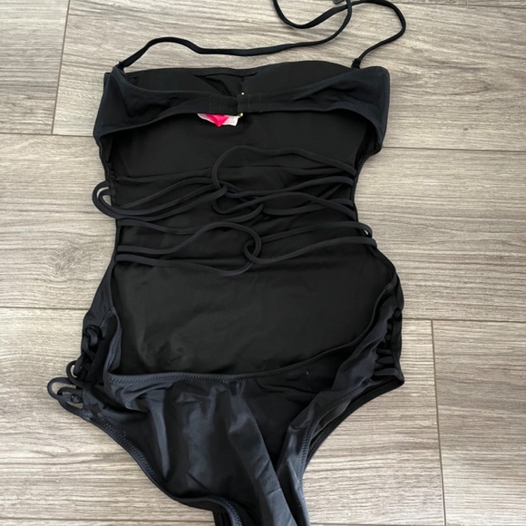 Victoria’s Secret One Piece Bathing Suit - Picture 2 of 2